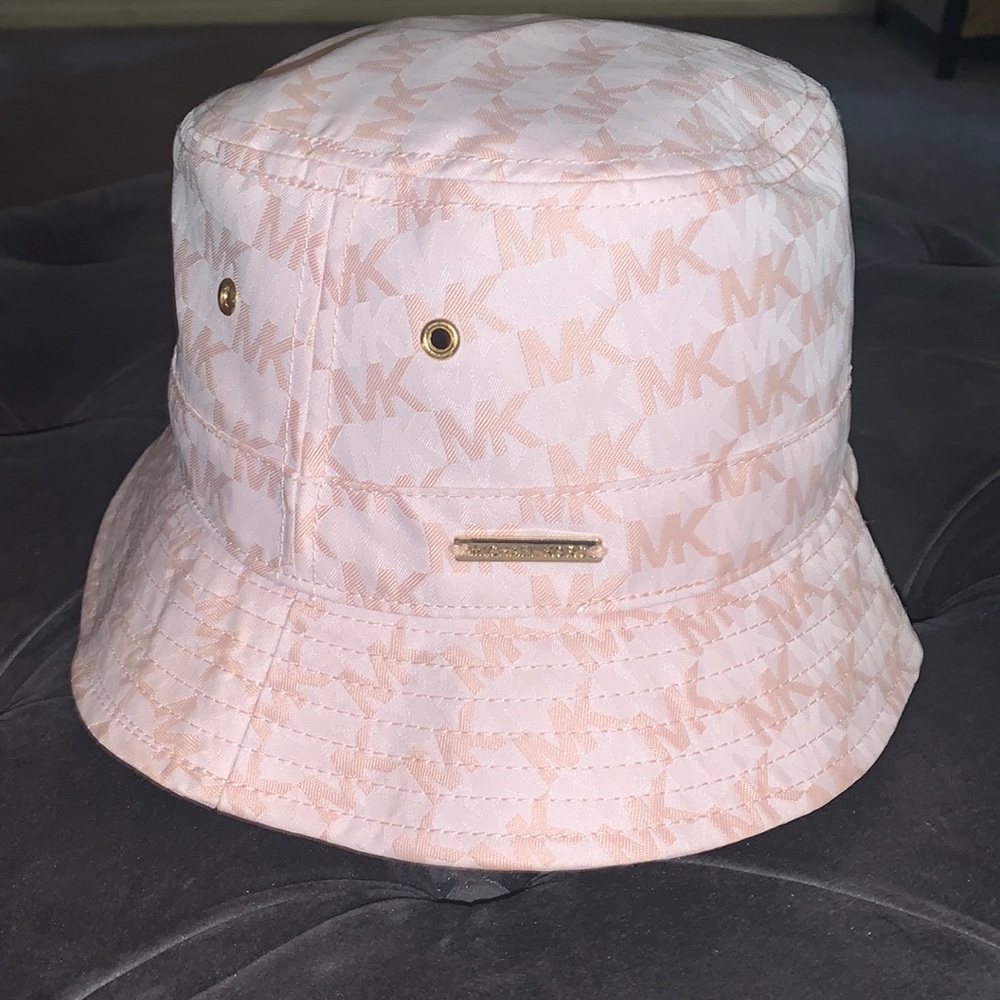 Michael Kors Bucket Hat
